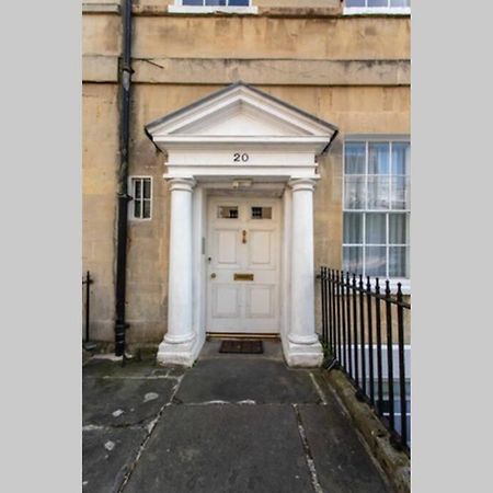 바스 Stylish Georgian Retreat 아파트 외부 사진